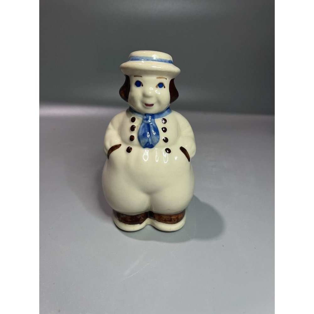 OLD SHAWNEE 5 INCH DUTCH BOY "JACK" SALT SHAKER SIMPLE VERSION NOT GUZZLED UP